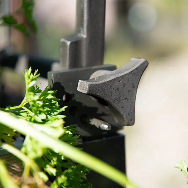4' Pivoting Trellis for Lifetime™ Corners